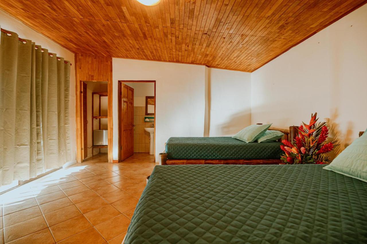 Hotel Planeta Sano Manuel Antonio Εξωτερικό φωτογραφία