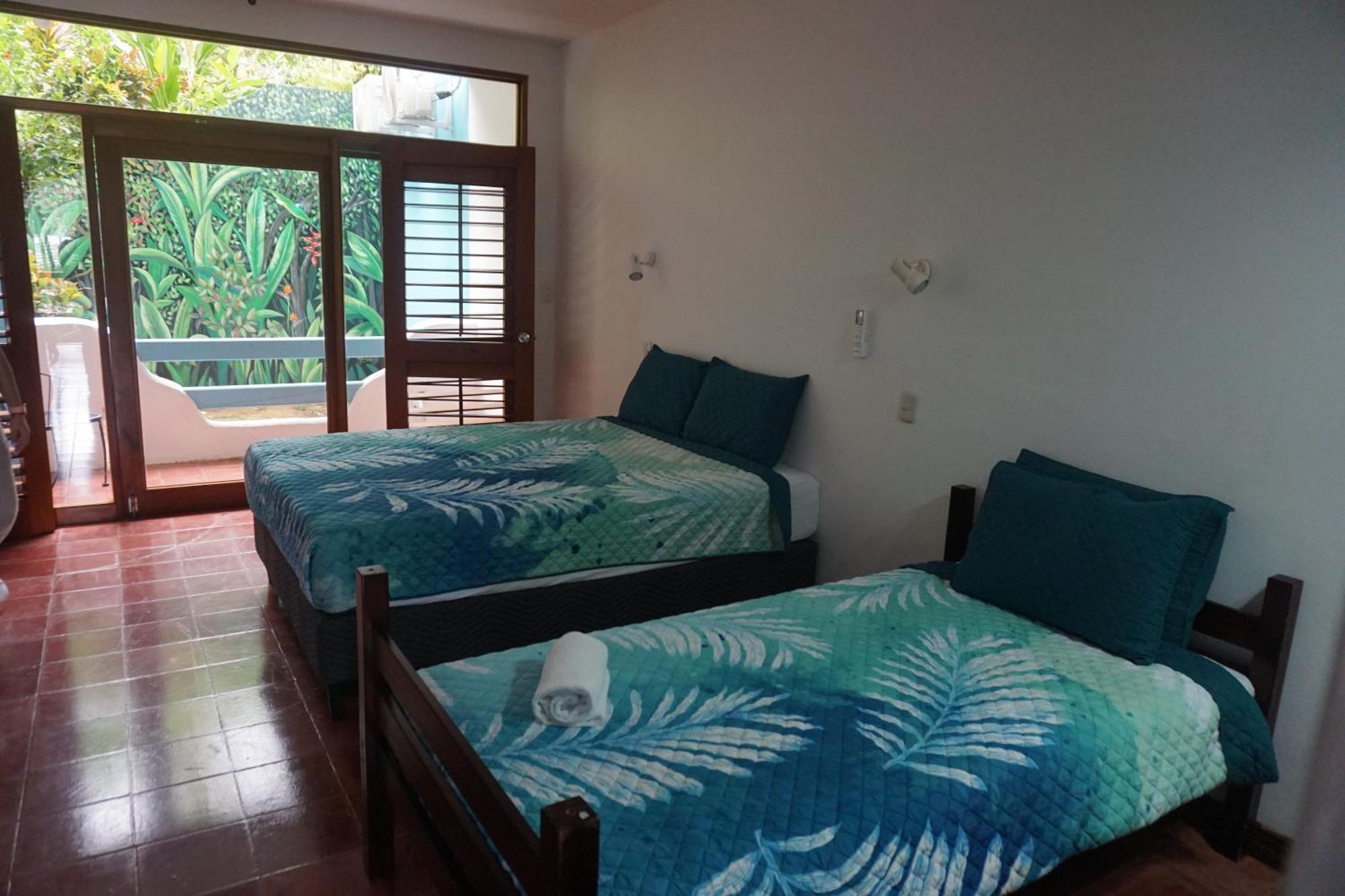 Hotel Planeta Sano Manuel Antonio Εξωτερικό φωτογραφία