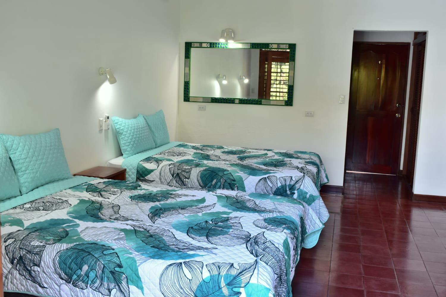 Hotel Planeta Sano Manuel Antonio Εξωτερικό φωτογραφία