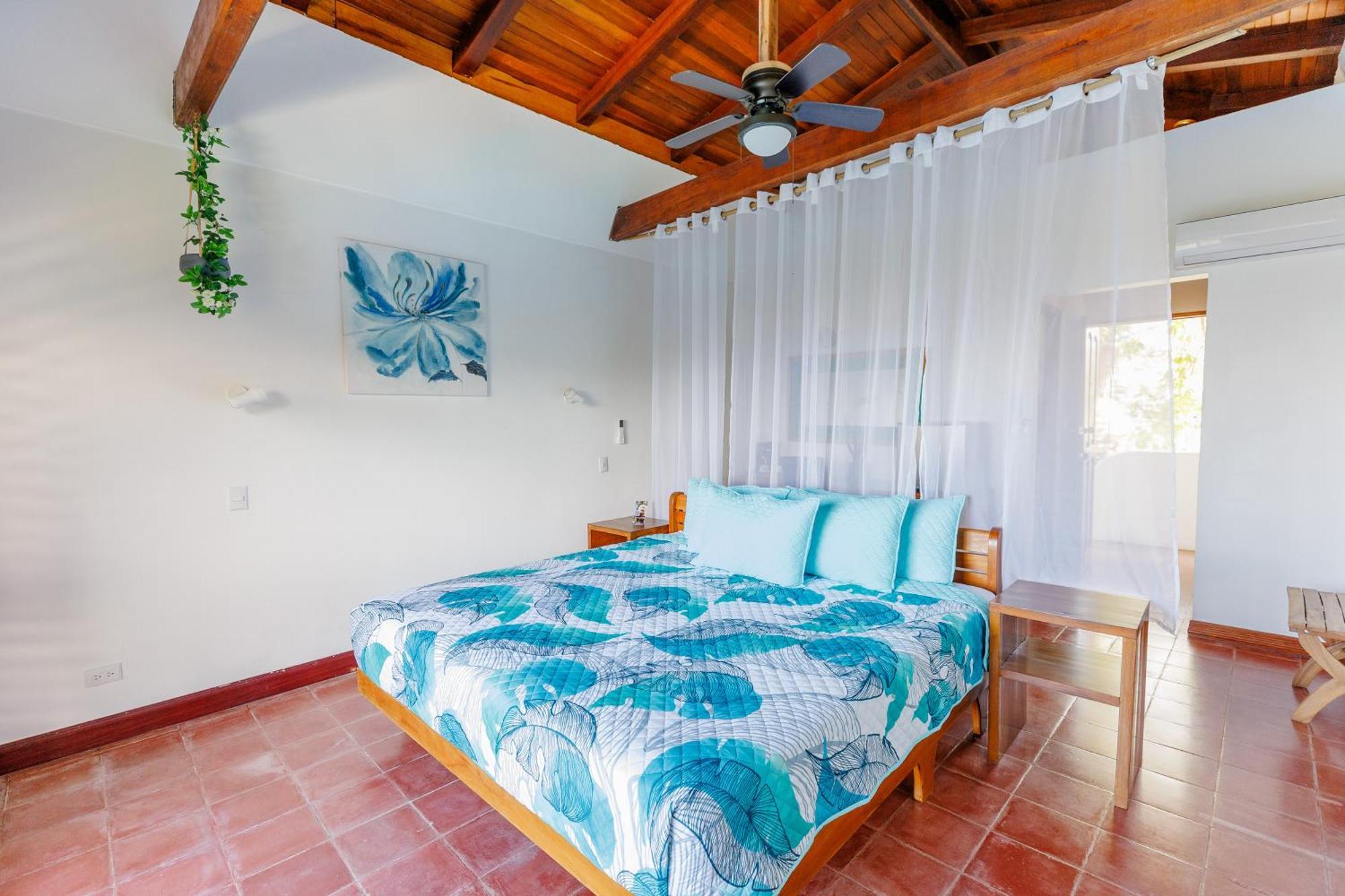 Hotel Planeta Sano Manuel Antonio Εξωτερικό φωτογραφία
