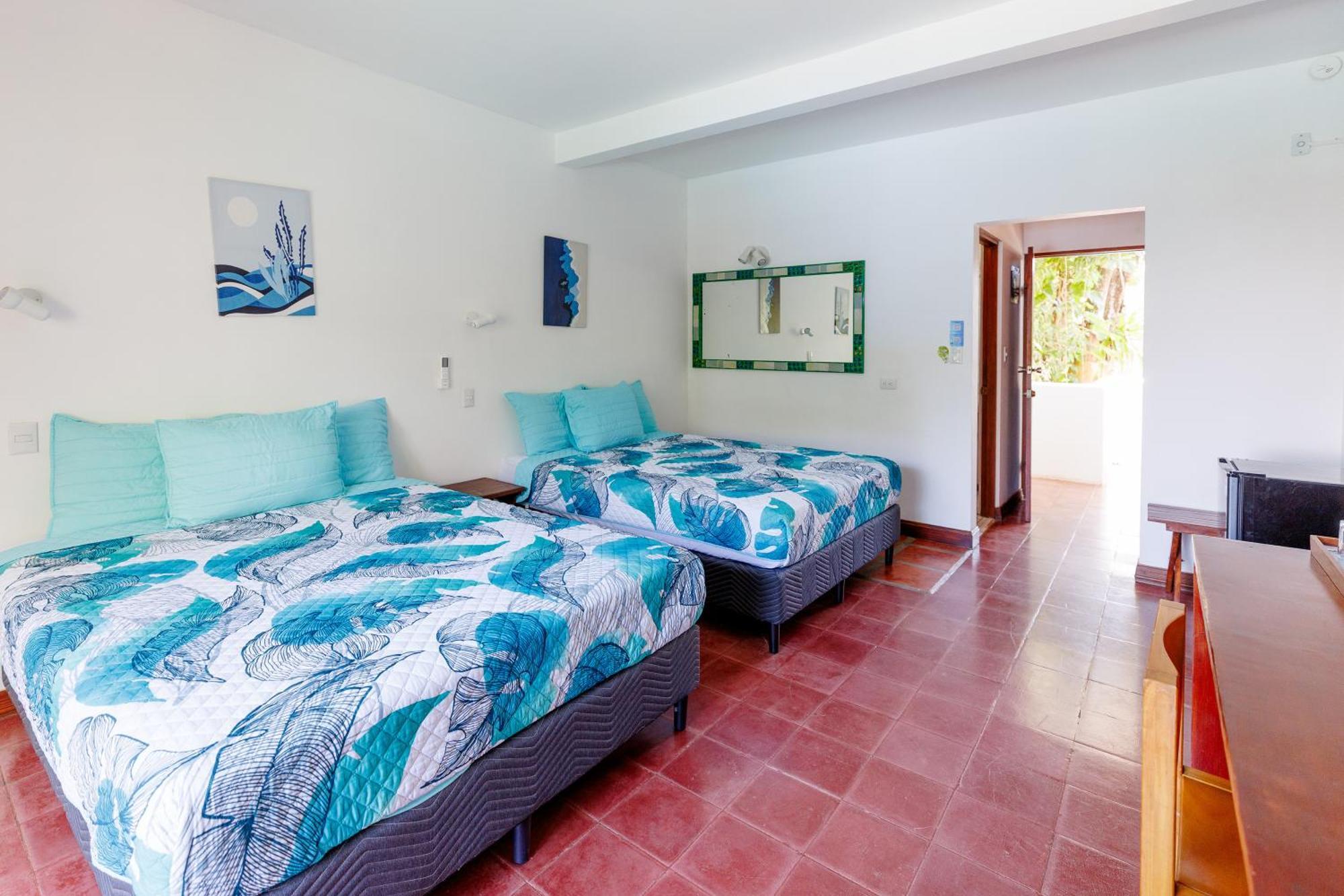 Hotel Planeta Sano Manuel Antonio Εξωτερικό φωτογραφία